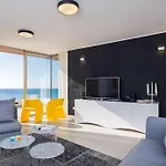 Aparatment House Gloss Primosten 普利莫顿