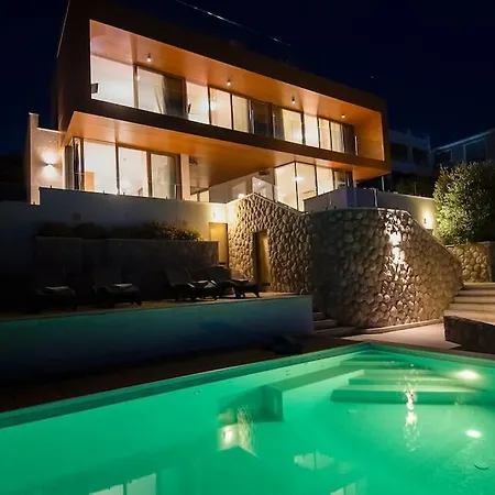 Aparatment House Gloss