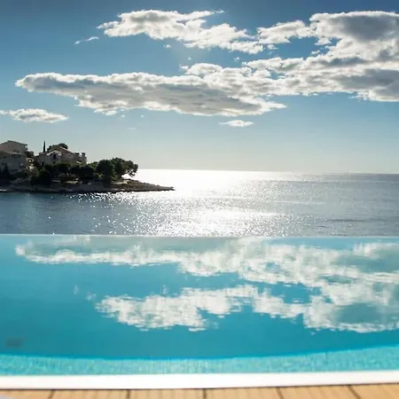 Gloss Villa Primosten