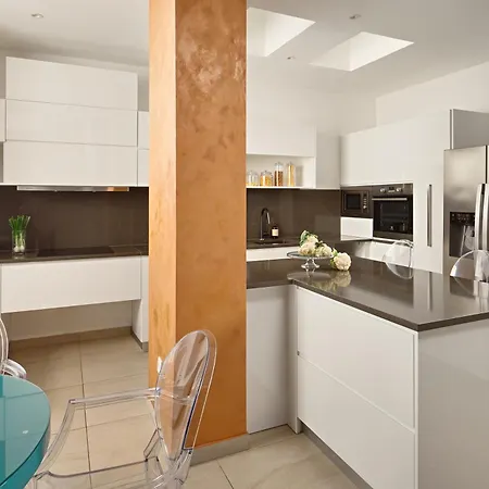 Aparatment House Gloss 别墅 普利莫顿