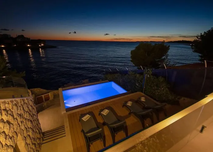 Gloss פרימוסטן