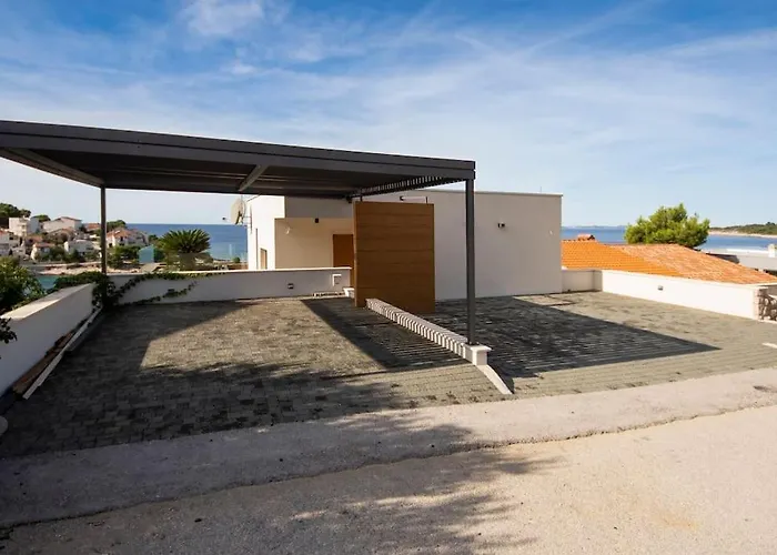 Gloss * פרימוסטן